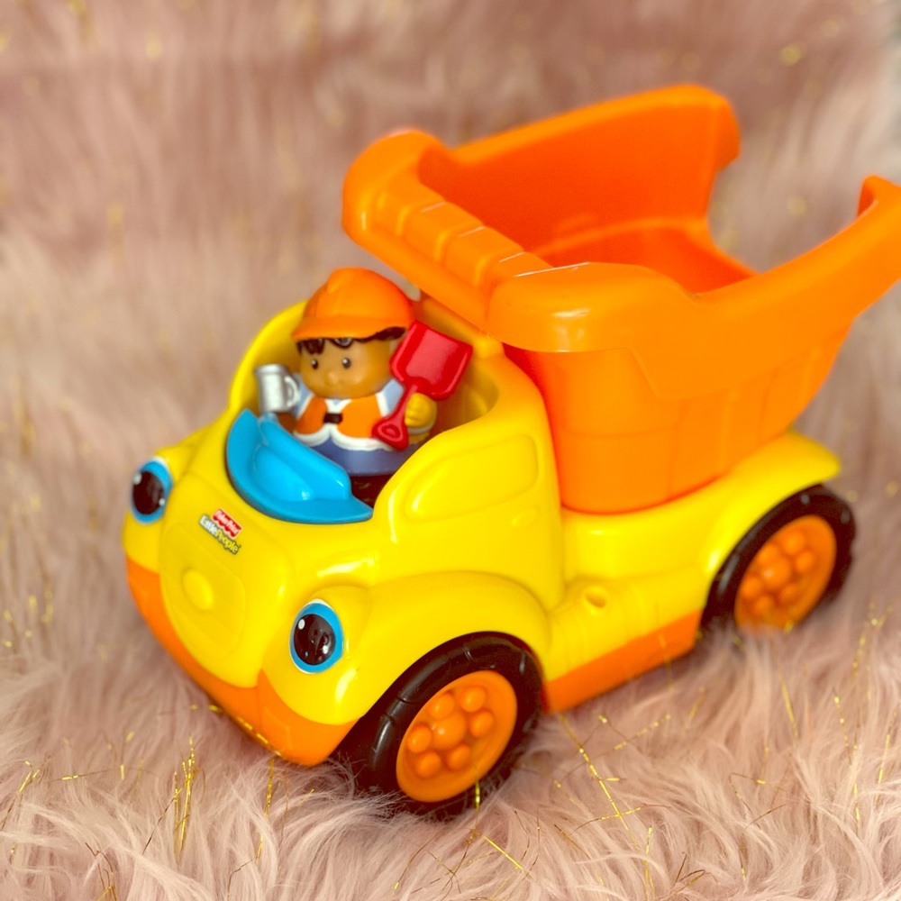 Little people sounds🎶construction truck
